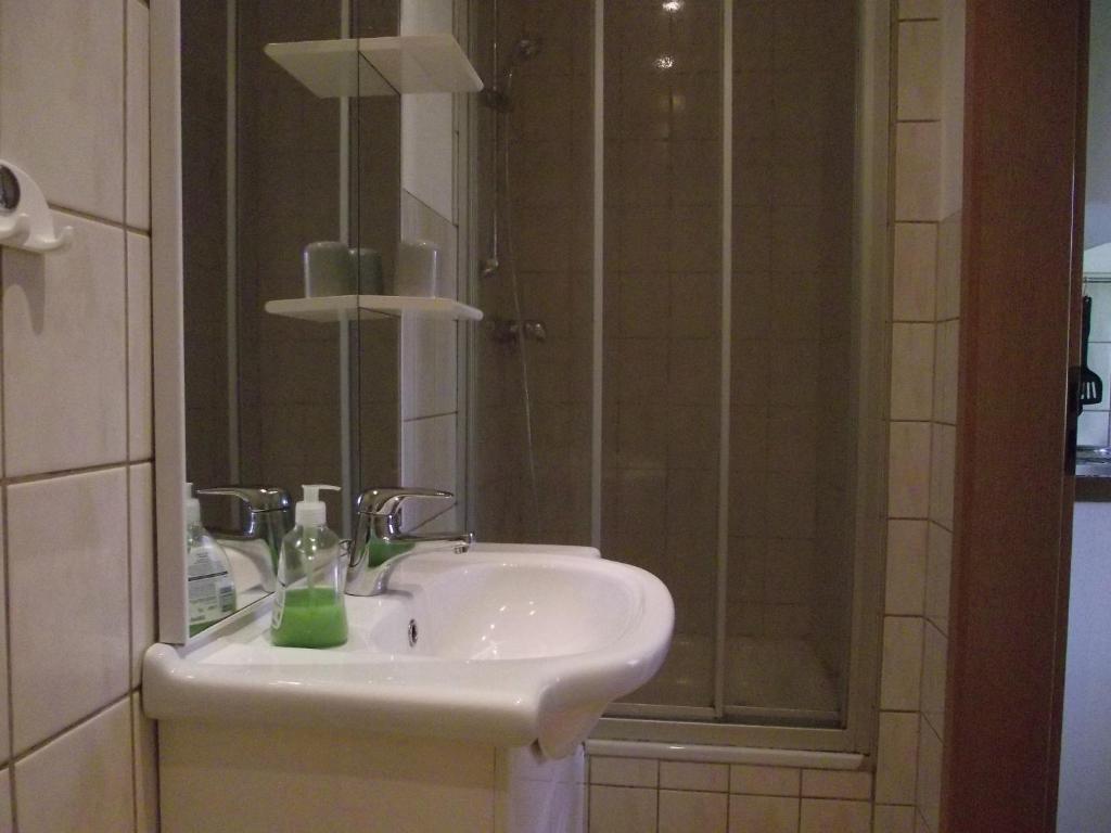 Ferienhaeuser Boerge Sassnitz Værelse billede